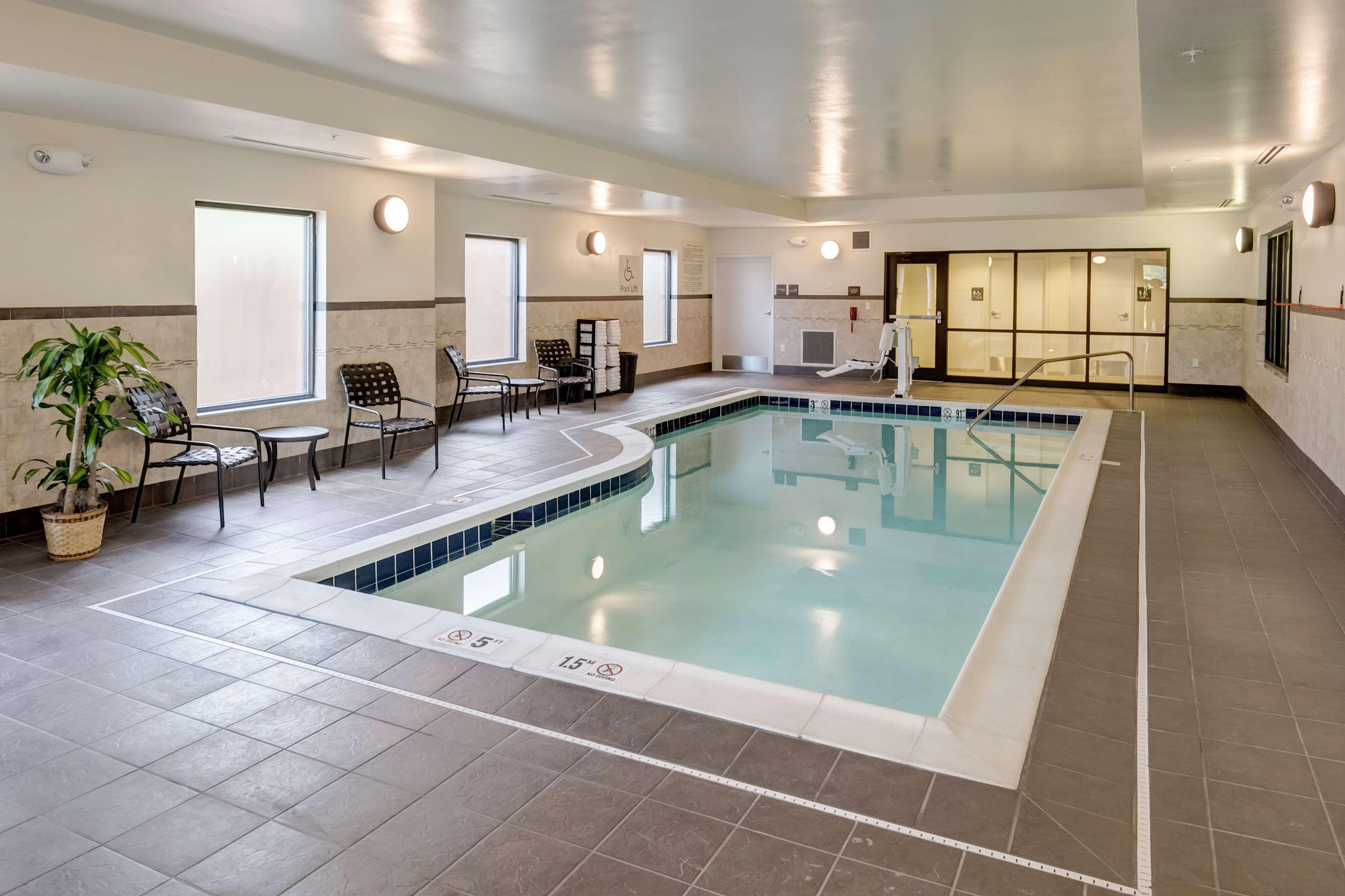 Hampton Inn Поплар Блафф Экстерьер фото