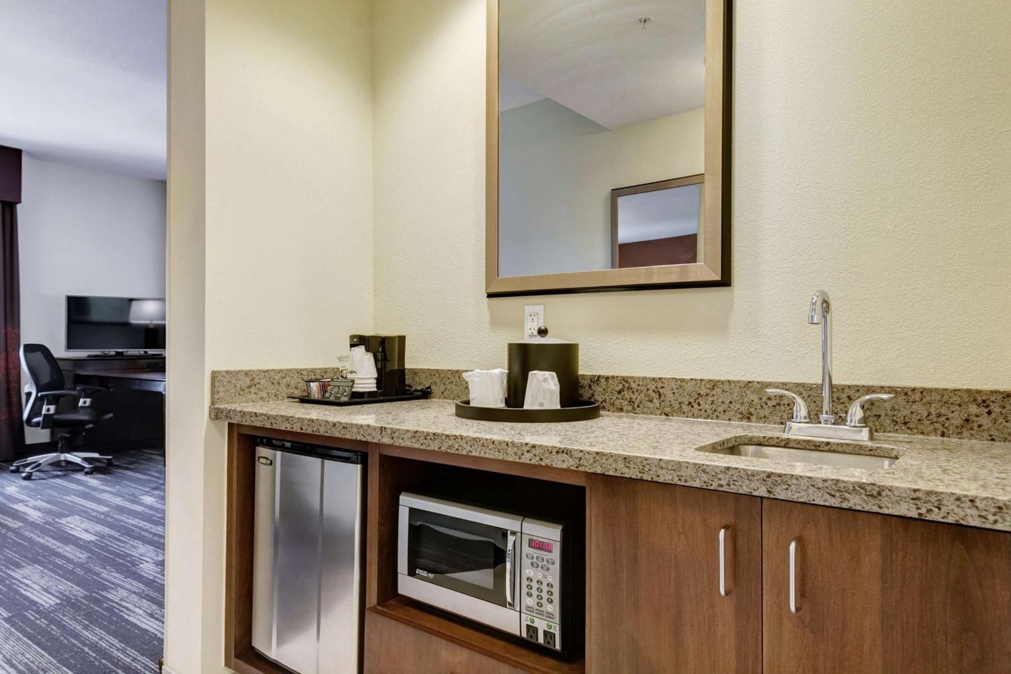 Hampton Inn Поплар Блафф Экстерьер фото